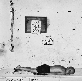 Roger Ballen, Under the Moon