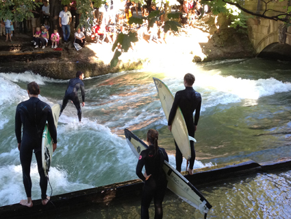 Surfing the Isar River, Munich