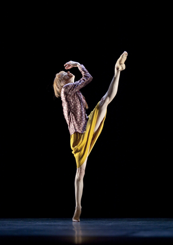 Sylvie Guillem, 600 Miles Away