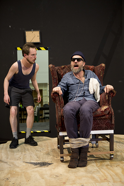 Tom Budge, Hugo Weaving in rehearsal, Endgame